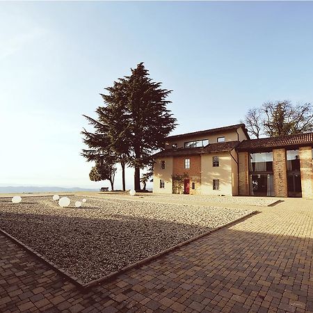 Cascina Langa Guest House Trezzo Tinella Exterior photo
